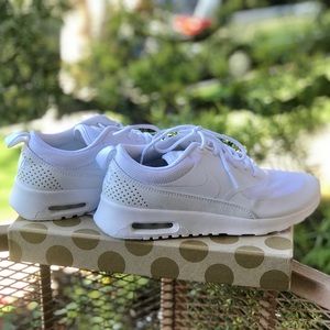 NEW; Nike Air Max Thea in White/ Crocodile